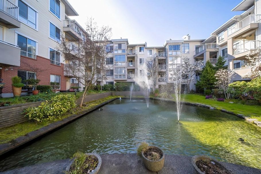 431 383 E 37th Avenue Vancouver, BC - 9