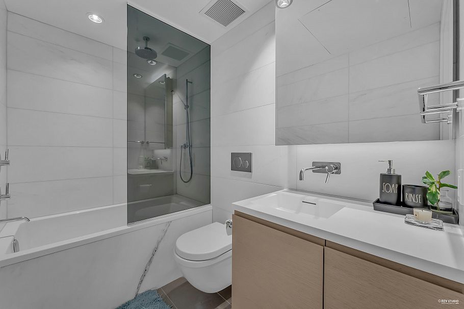 2212 1289 Hornby Street Vancouver, BC - 17