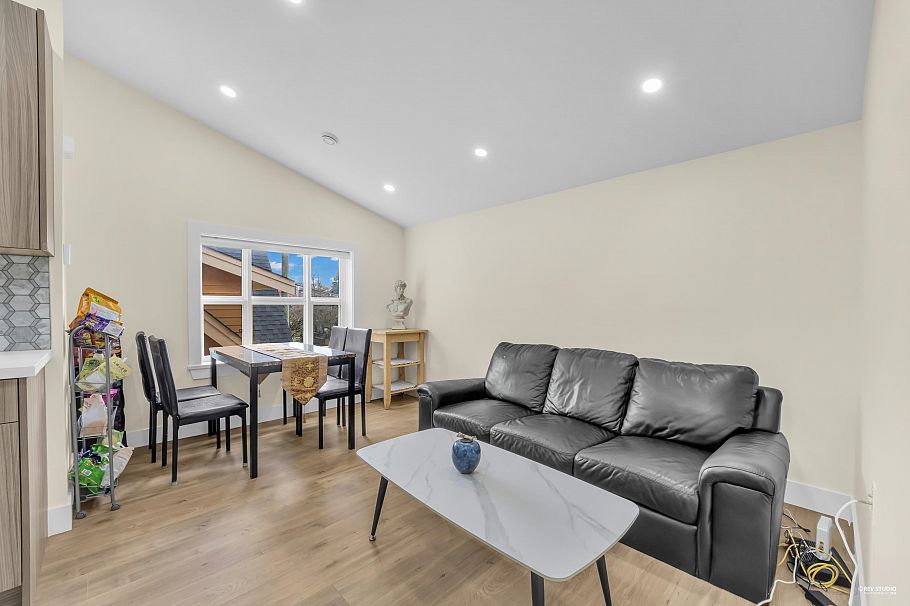 2915 Horley Street Vancouver, BC - 31