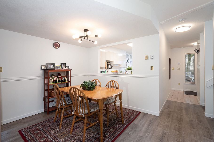 10 815 Tobruck Avenue North Vancouver, BC - 7