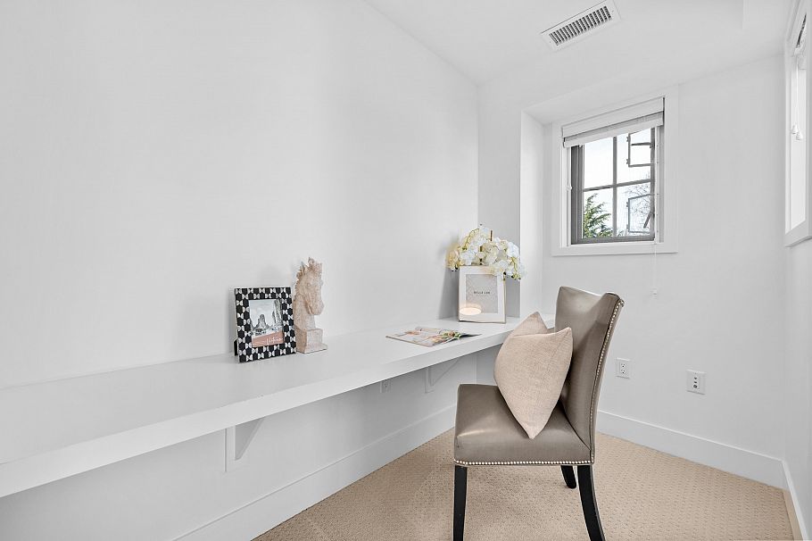 322 W 62nd Avenue Vancouver, BC - 30