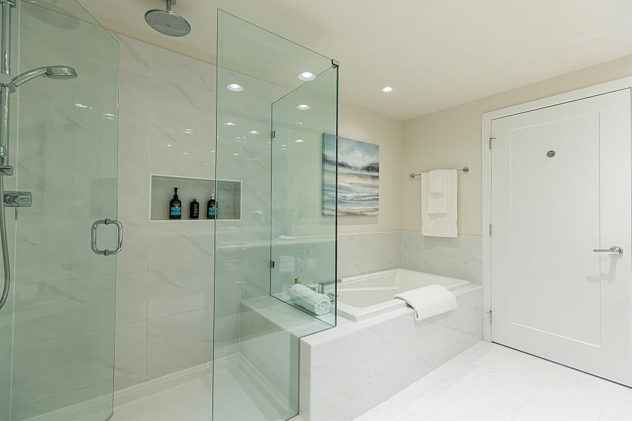 104 3825 Cates Landing Way North Vancouver, BC - 16