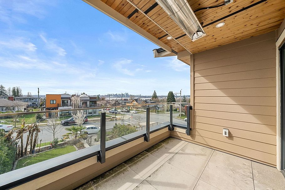 462 W 14th Street North Vancouver, BC - 29