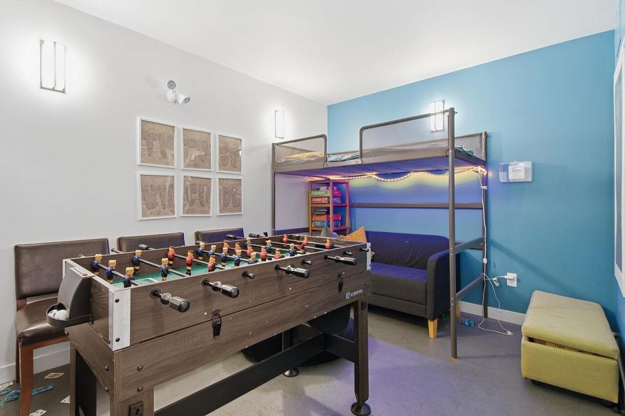 405 2137 Chesterfield Avenue North Vancouver, BC - 37