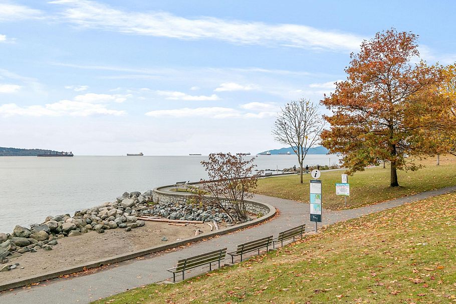 307 1169 Nelson Street Vancouver, BC - 24