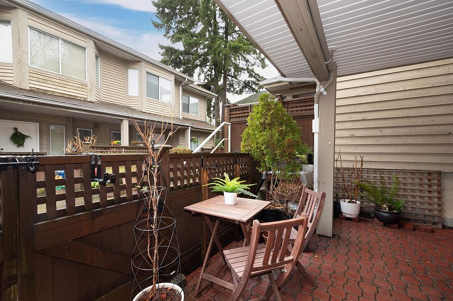10 815 Tobruck Avenue North Vancouver, BC - 31