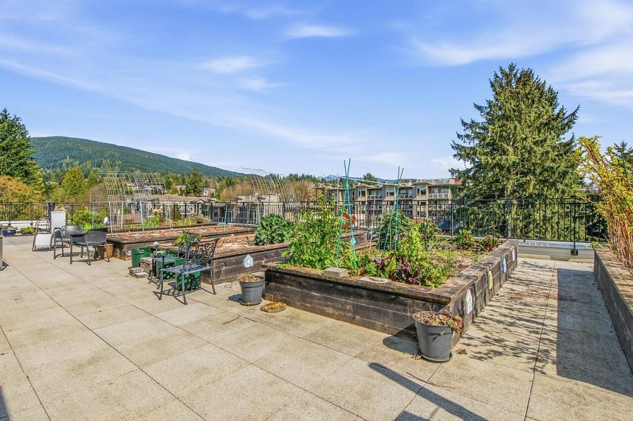 405 2137 Chesterfield Avenue North Vancouver, BC - 32