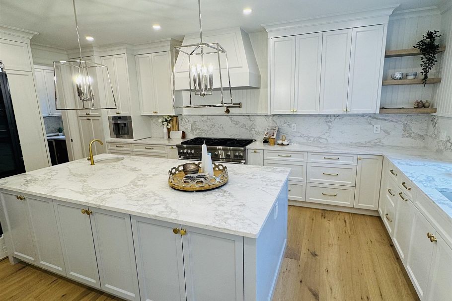 690 E Windsor Road North Vancouver, BC - 6