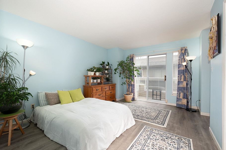 10 815 Tobruck Avenue North Vancouver, BC - 20