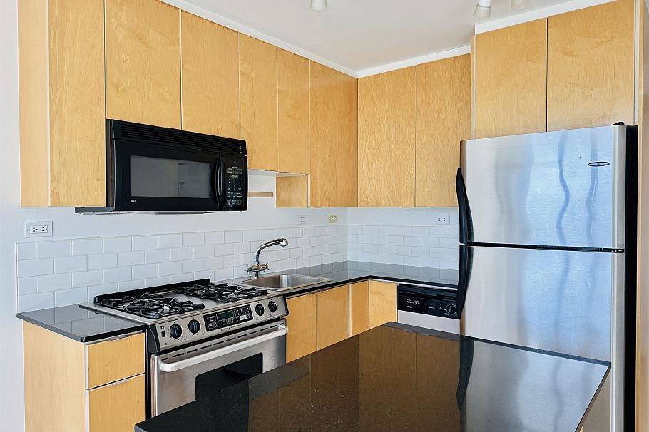 904 989 Beatty Street Vancouver, BC - 17