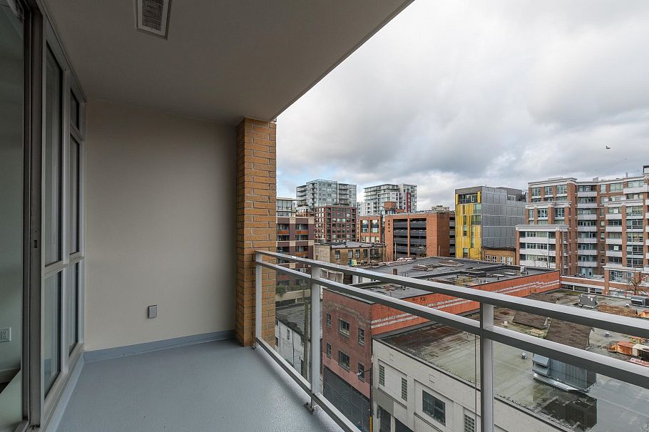 714 221 Union Street Vancouver, BC - 24