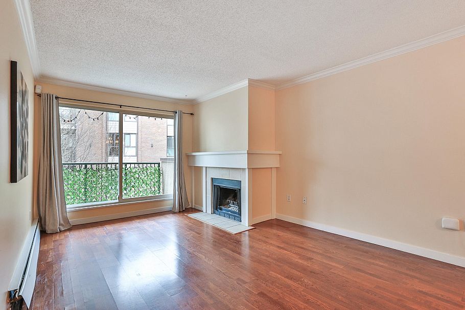 307 1169 Nelson Street Vancouver, BC - 4