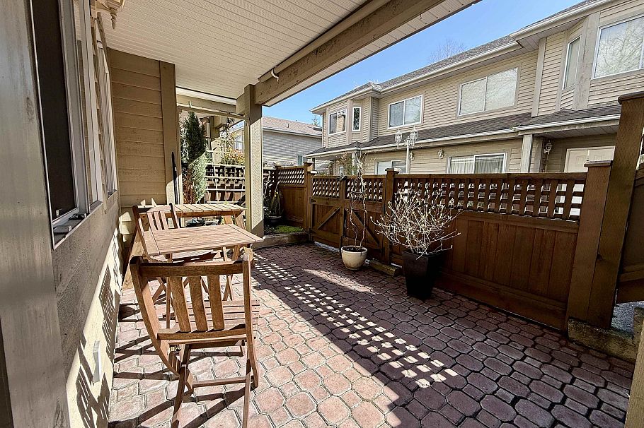 10 815 Tobruck Avenue North Vancouver, BC - 4