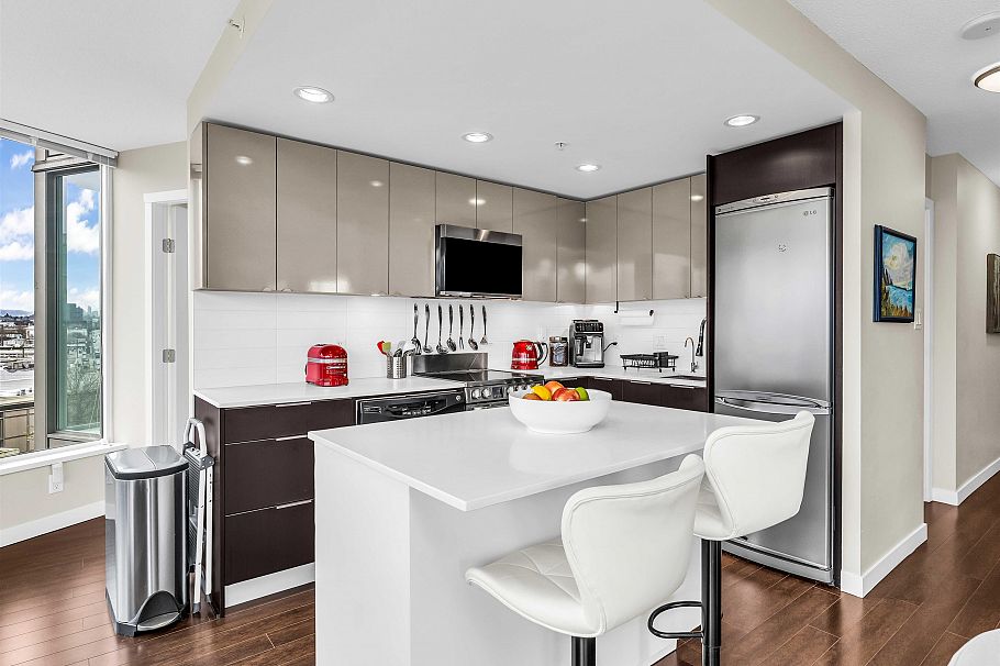 704 445 W 2nd Avenue Vancouver, BC - 5