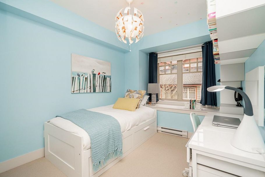 5946 Oak Street Vancouver, BC - 26