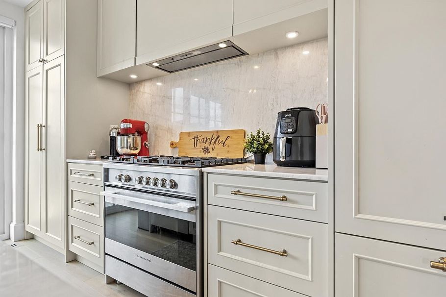 986 Renfrew Street Vancouver, BC - 5