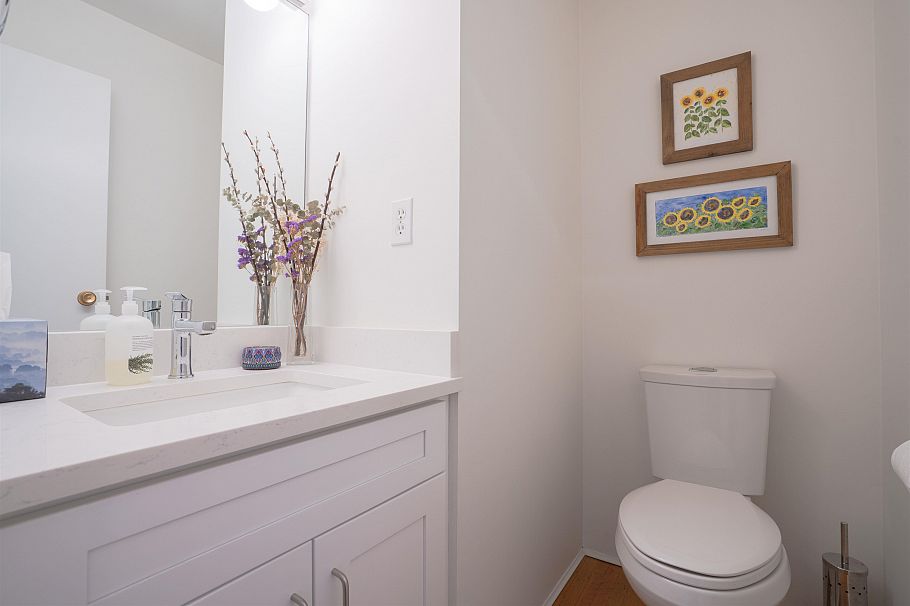 1346 Laburnum Street Vancouver, BC - 21