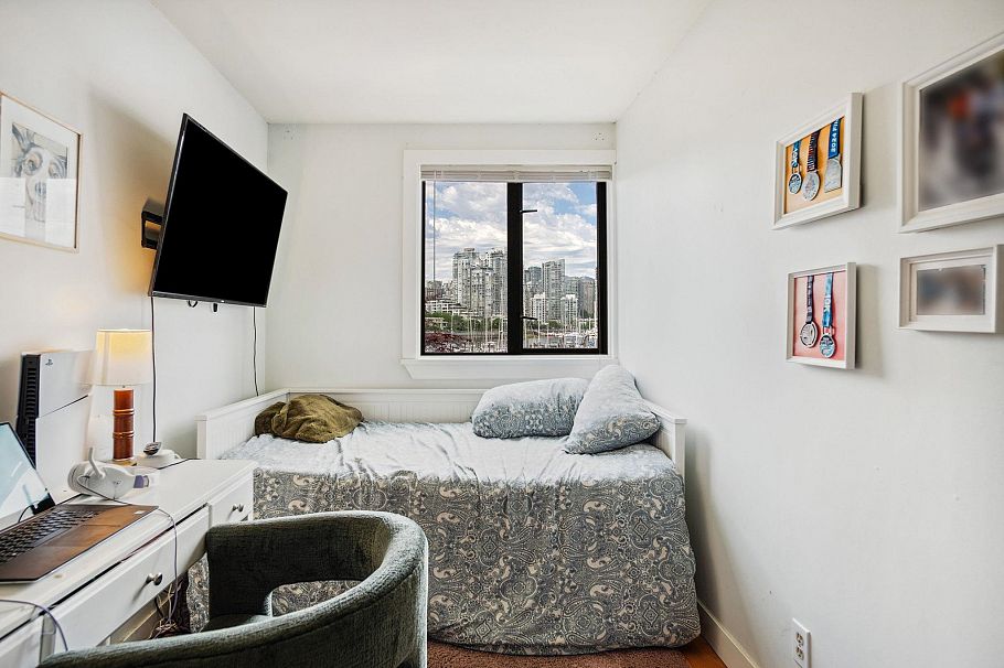 784 Millbank Vancouver, BC - 15