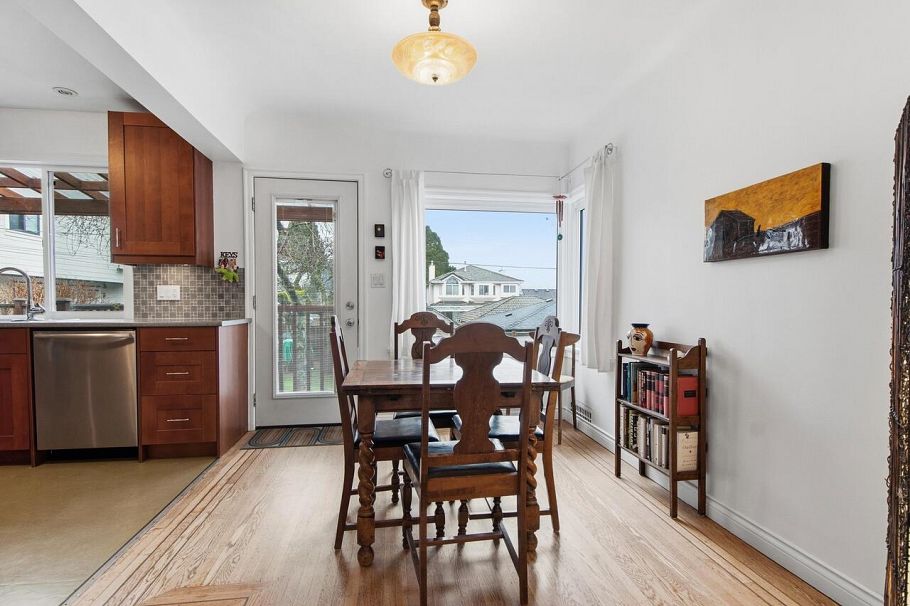 3039 Grant Street Vancouver, BC - 5