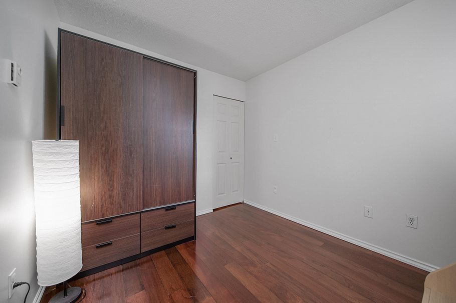 302 8728 SW Marine Drive Vancouver, BC - 8