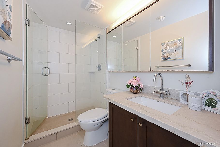 2407 888 Homer Street Vancouver, BC - 24