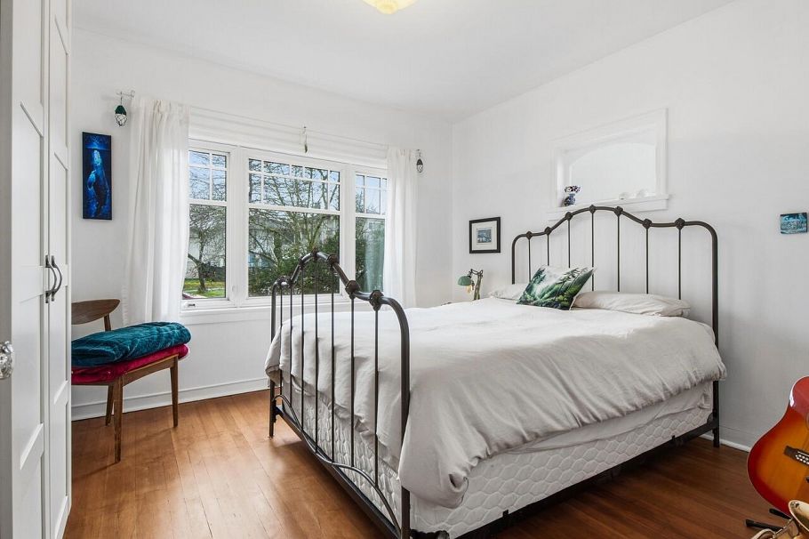 3039 Grant Street Vancouver, BC - 11