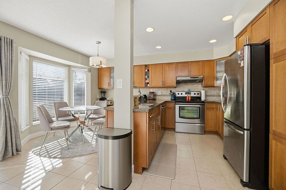 817 Roche Point Drive North Vancouver, BC - 10