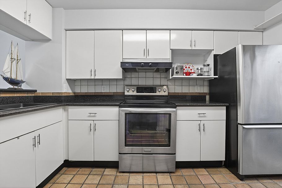 8489 Nanaimo Street Vancouver, BC - 4