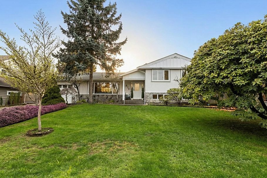 972 Beaconsfield Road North Vancouver, BC - 2