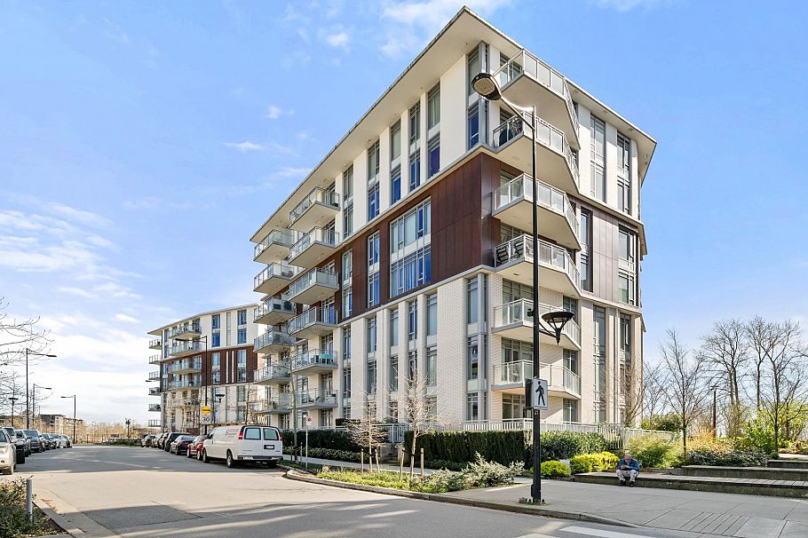 303 3188 Riverwalk Avenue Vancouver, BC - 24