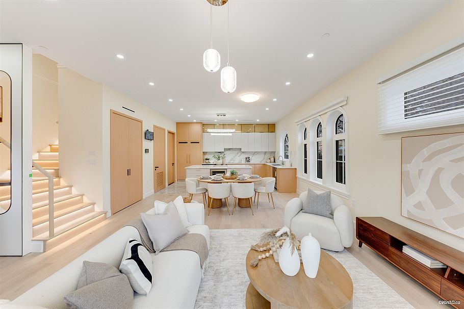 2 4503 W 15th Avenue Vancouver, BC - 6