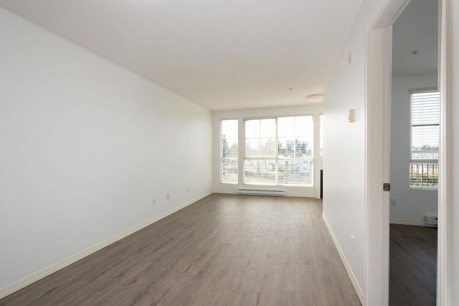 PH10 2973 Kingsway Vancouver, BC - 9