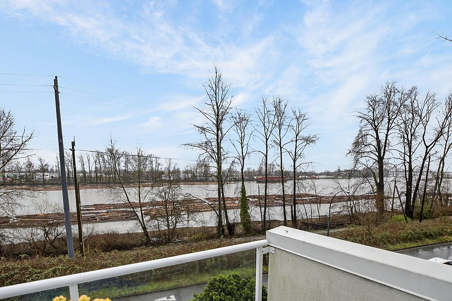 8489 Nanaimo Street Vancouver, BC - 28