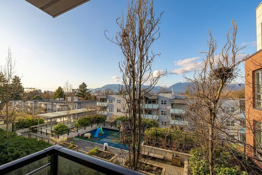413 2477 Carolina Street Vancouver, BC - 30