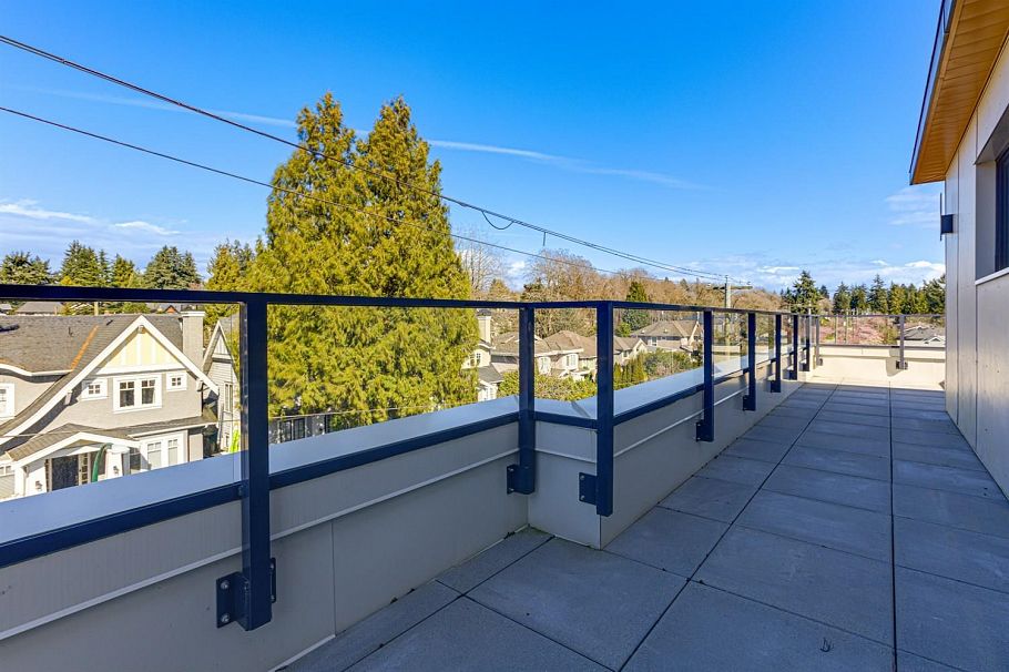 302 3590 W 39th Avenue Vancouver, BC - 17