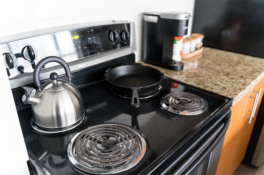 612 618 Abbott Street Vancouver, BC - 5