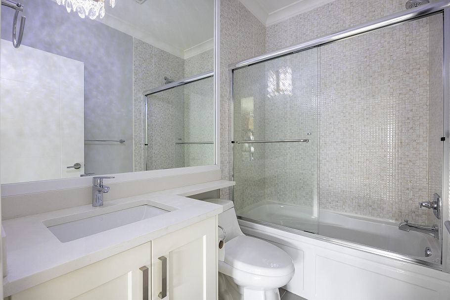 4036 Moscrop Street Burnaby, BC - 23