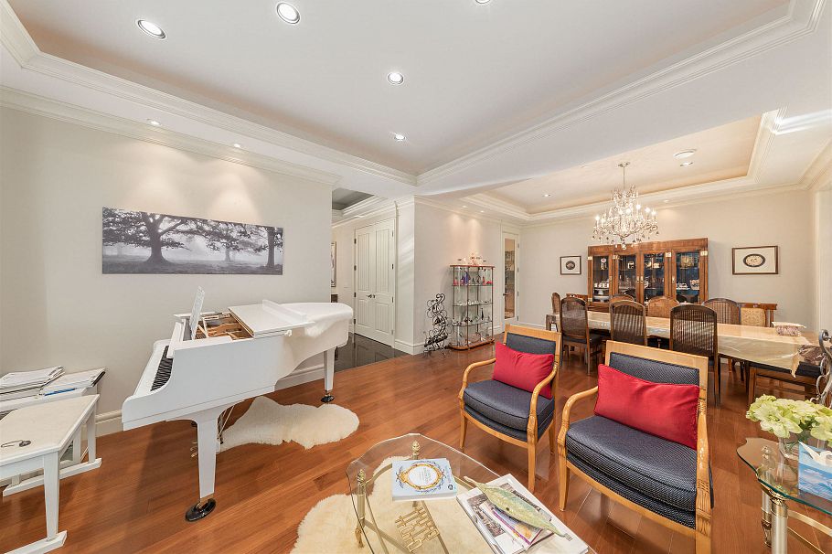 6981 Laurel Street Vancouver, BC - 7