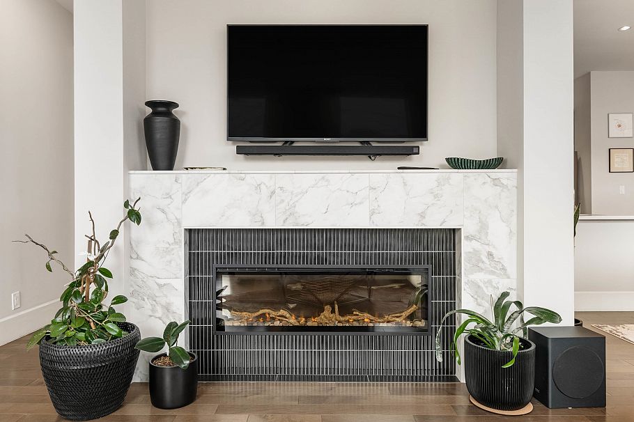 204 2108 W 12th Avenue Vancouver, BC - 4