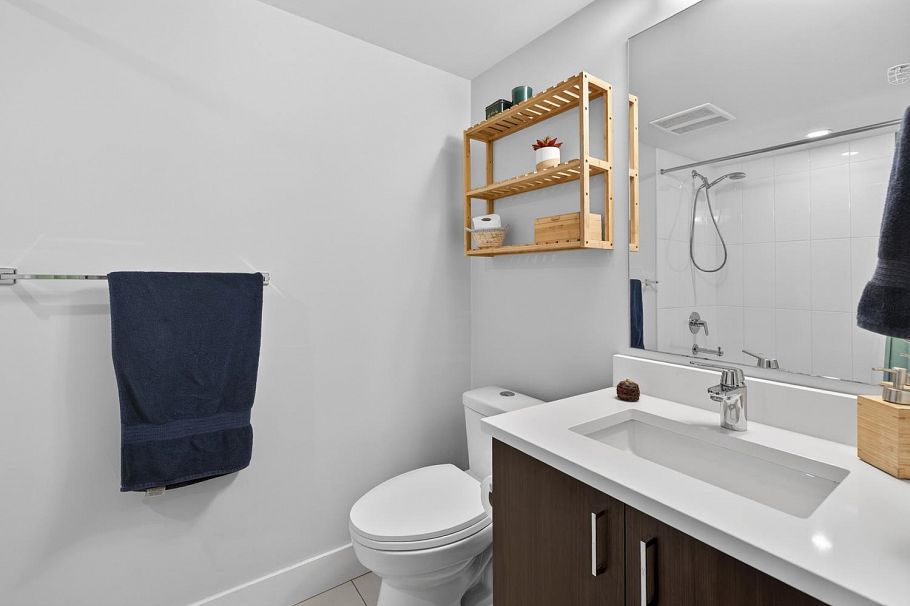 413 2477 Carolina Street Vancouver, BC - 24