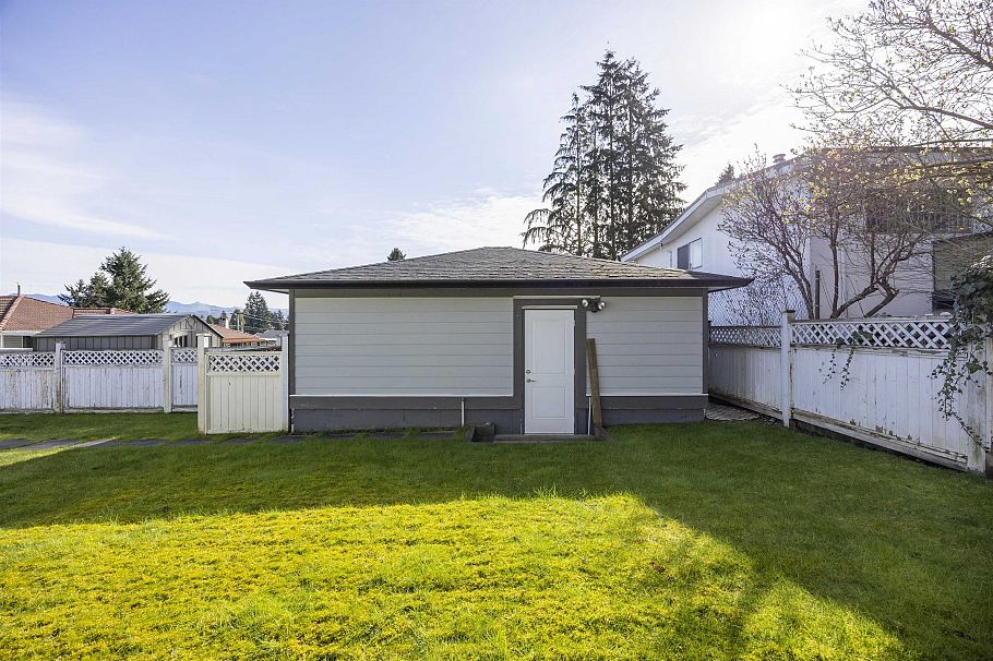 4036 Moscrop Street Burnaby, BC - 38