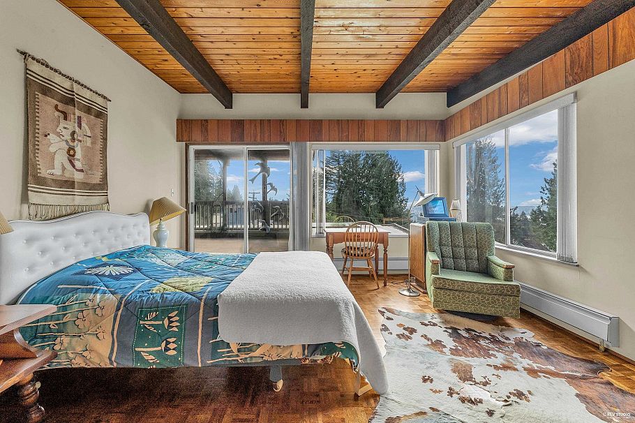 3729 St. Georges Avenue North Vancouver, BC - 19