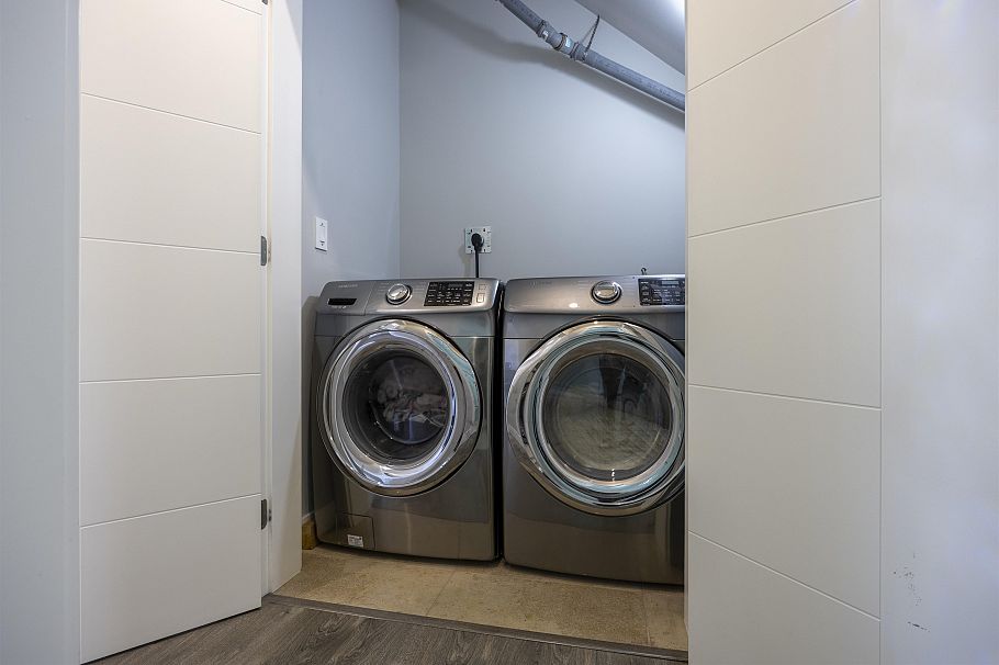 4036 Moscrop Street Burnaby, BC - 10