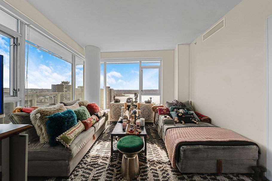 1804 1221 Bidwell Street Vancouver, BC - 4