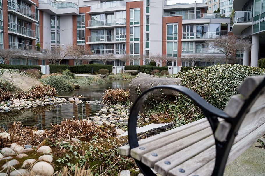 612 618 Abbott Street Vancouver, BC - 16