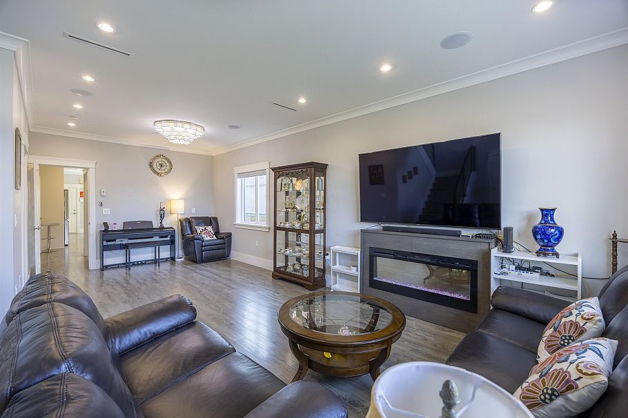 4036 Moscrop Street Burnaby, BC - 5