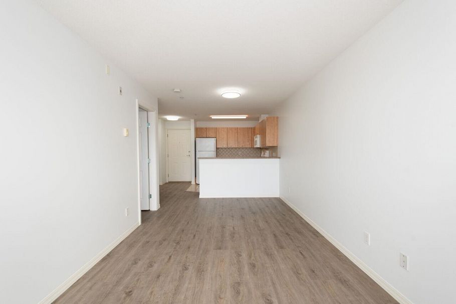 PH10 2973 Kingsway Vancouver, BC - 17