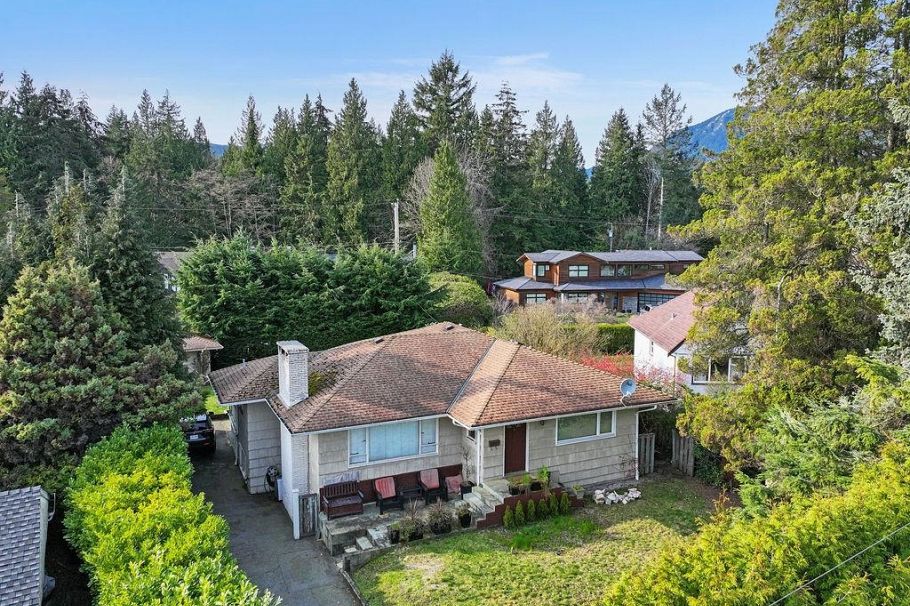 3955 Highland Boulevard North Vancouver, BC - 14