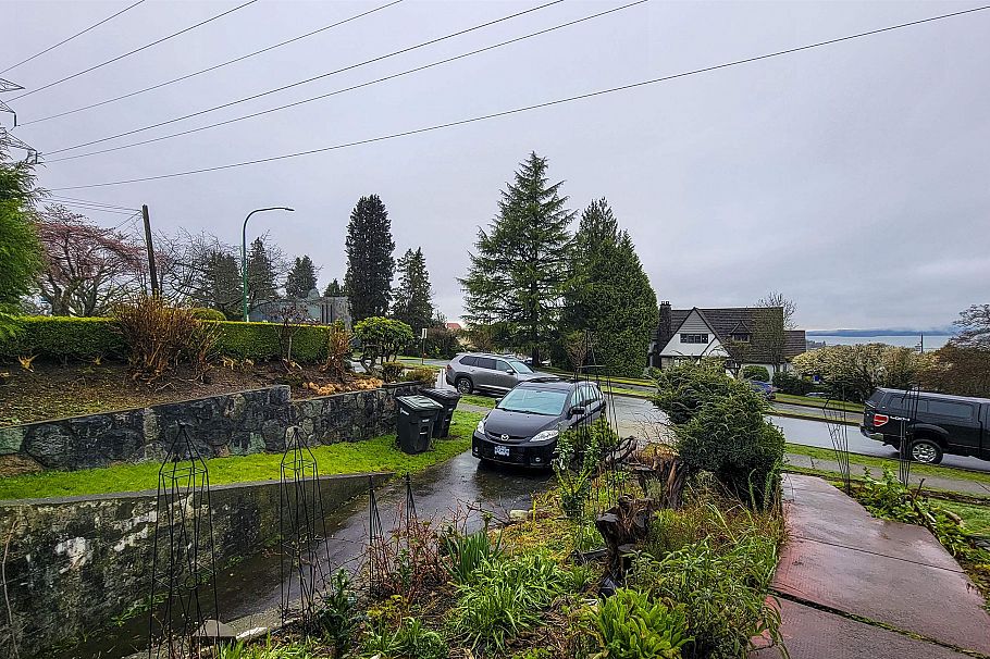 520 N Boundary Road Burnaby, BC - 35