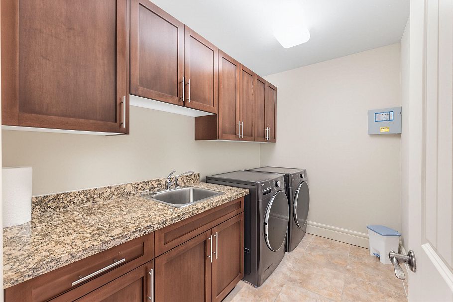 6981 Laurel Street Vancouver, BC - 37